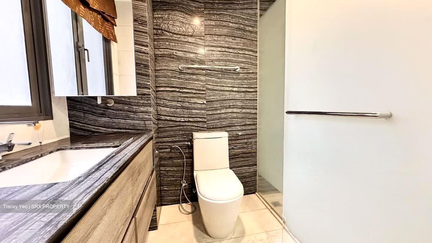 Waterfront Isle (D16), Condominium #613478741